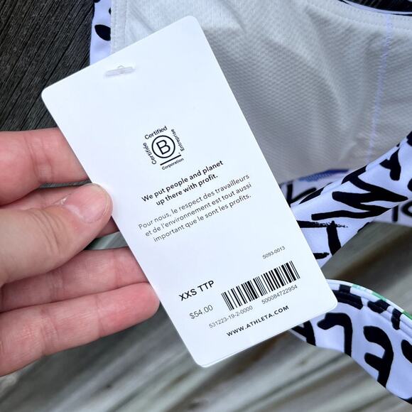 NWT Athleta Pride Multicolor Ultimate Sports Bra A-C Size XXS w/ Padding - Picture 6 of 6